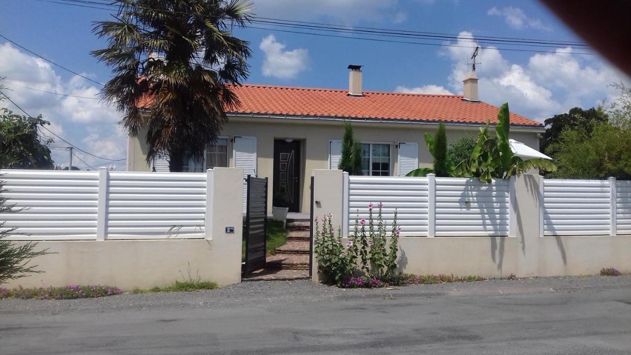 Chambres d'hôtes La Rose Des Sables Les Herbiers Exterior foto